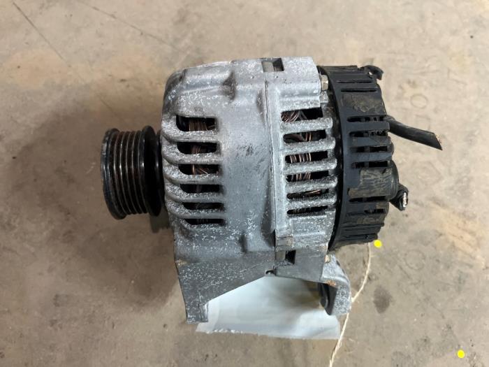 Gebruikte Dynamo Audi A4 (B5) 1.8 20V Prijs € 20,00 Margeregeling aangeboden door F. van den Mosselaar autodemontage