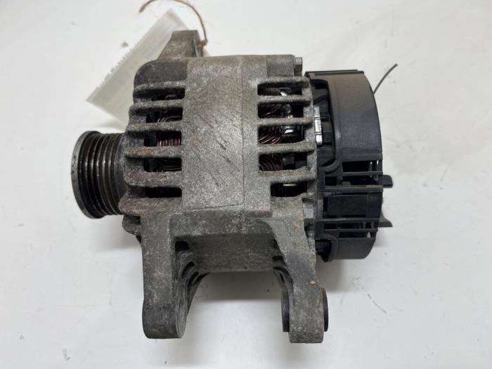 Gebruikte Dynamo Fiat Bravo (198A) 1.9 JTD Multijet Prijs € 50,00 Margeregeling aangeboden door F. van den Mosselaar autodemontage