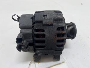 Gebruikte Dynamo Citroen Berlingo 1.6 Hdi 75 16V Phase 1 Prijs € 50,00 Margeregeling aangeboden door F. van den Mosselaar autodemontage