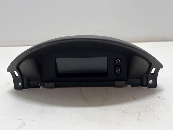 Gebruikte Display Interieur Opel Corsa C (F08/68) 1.2 16V Prijs € 10,00 Margeregeling aangeboden door F. van den Mosselaar autodemontage