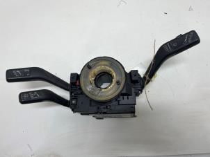 Gebruikte Combischakelaar Stuurkolom Volkswagen Passat Variant (3C5) 2.0 TDI 140 Prijs € 35,00 Margeregeling aangeboden door F. van den Mosselaar autodemontage