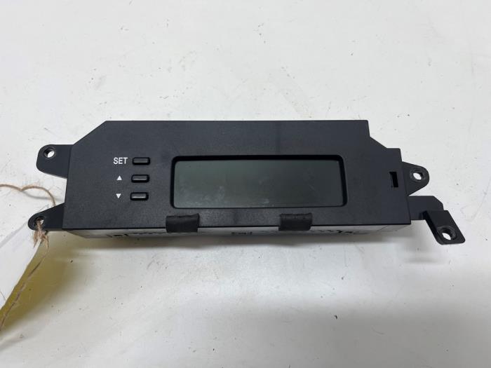 Gebruikte Display Interieur Hyundai i20 1.2i 16V Prijs € 15,00 Margeregeling aangeboden door F. van den Mosselaar autodemontage