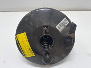 Gebruikte Rembekrachtiger Chevrolet Spark 1.0 16V Bifuel Prijs € 25,00 Margeregeling aangeboden door F. van den Mosselaar autodemontage