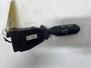 Gebruikte Ruitenwis Schakelaar Smart Fortwo Coupé (451.3) 1.0 45 KW Prijs € 15,00 Margeregeling aangeboden door F. van den Mosselaar autodemontage