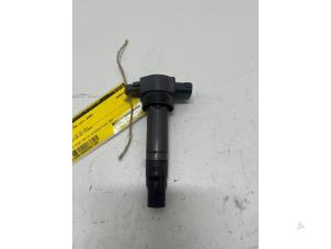 Gebruikte Pen Bobine Smart Fortwo Coupé (451.3) 1.0 45 KW Prijs € 15,00 Margeregeling aangeboden door F. van den Mosselaar autodemontage