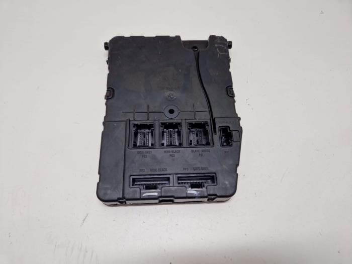 Gebruikte BCM Renault Megane II (BM/CM) 1.6 16V Prijs € 25,00 Margeregeling aangeboden door F. van den Mosselaar autodemontage
