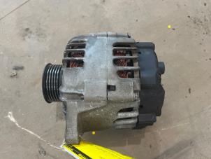 Gebruikte Dynamo Kia Venga 1.4 CVVT 16V Prijs € 35,00 Margeregeling aangeboden door F. van den Mosselaar autodemontage