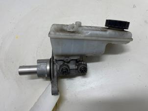 Gebruikte Hoofdremcilinder Renault Kangoo Express (FW) ZE Prijs € 17,50 Margeregeling aangeboden door F. van den Mosselaar autodemontage