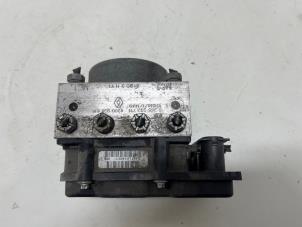 Gebruikte ABS Pomp Renault Kangoo Express (FW) ZE Prijs € 70,00 Margeregeling aangeboden door F. van den Mosselaar autodemontage