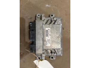 Gebruikte Computer Motormanagement Renault Twingo II (CN) 1.2 16V Prijs € 15,00 Margeregeling aangeboden door F. van den Mosselaar autodemontage