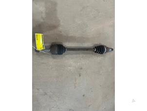 Gebruikte Steekas links-voor Toyota Aygo (B10) 1.0 12V VVT-i Prijs € 35,00 Margeregeling aangeboden door F. van den Mosselaar autodemontage