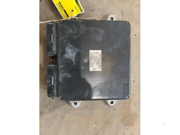 Gebruikte Computer Motormanagement Mitsubishi Colt (Z2/Z3) 1.3 16V Prijs € 50,00 Margeregeling aangeboden door F. van den Mosselaar autodemontage