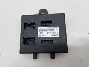 Gebruikte Start/Stop computer Opel Vivaro 1.6 CDTi BiTurbo 125 Prijs € 40,00 Margeregeling aangeboden door F. van den Mosselaar autodemontage