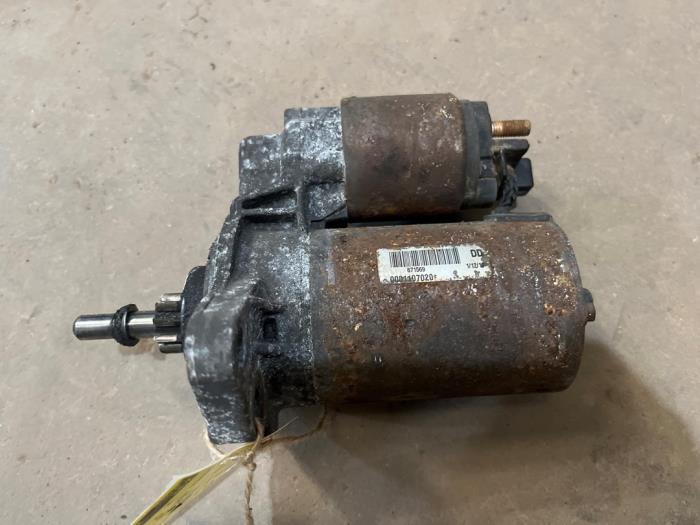 Gebruikte Startmotor Volkswagen Golf IV (1J1) 1.6 16V Prijs € 35,00 Margeregeling aangeboden door F. van den Mosselaar autodemontage