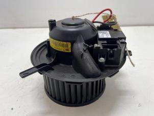 Gebruikte Aanjager Seat Altea (5P1) 1.9 TDI Prijs € 35,00 Margeregeling aangeboden door F. van den Mosselaar autodemontage