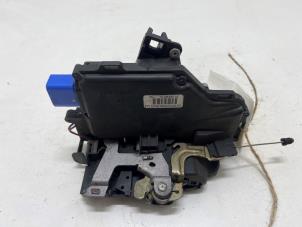 Gebruikte Portierslot Mechaniek 4Deurs links-achter Seat Altea (5P1) 1.9 TDI 105 Prijs € 12,50 Margeregeling aangeboden door F. van den Mosselaar autodemontage