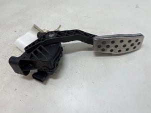 Gebruikte Gaspedaal Opel Astra H (L48) 1.6 16V Twinport Prijs € 35,00 Margeregeling aangeboden door F. van den Mosselaar autodemontage