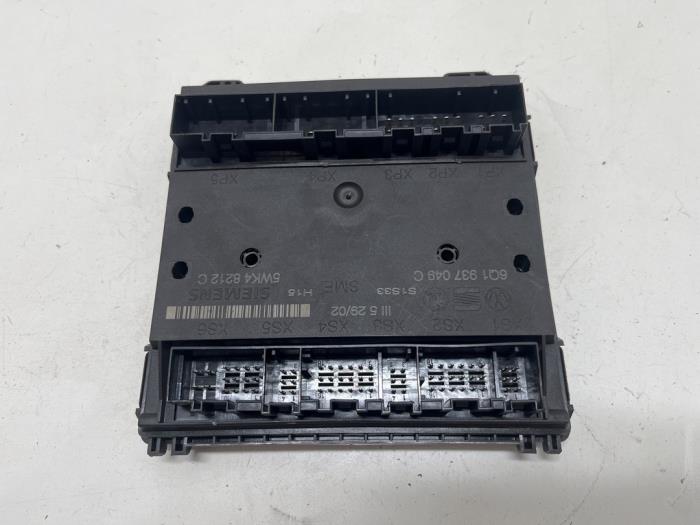 Computer Body Control van een Seat Ibiza III (6L1) 1.4 16V 75 2002