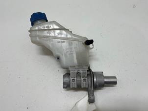 Gebruikte Hoofdremcilinder Alfa Romeo MiTo (955) 1.4 Turbo Multi Air 16V Prijs € 15,00 Margeregeling aangeboden door F. van den Mosselaar autodemontage