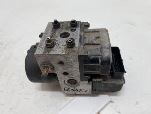 Gebruikte ABS Pomp Citroen Berlingo 2.0 HDi 90 Prijs € 35,00 Margeregeling aangeboden door F. van den Mosselaar autodemontage