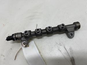 Gebruikte Injector brug Opel Insignia Sports Tourer 2.0 CDTI 16V 130 ecoFLEX Prijs € 25,00 Margeregeling aangeboden door F. van den Mosselaar autodemontage