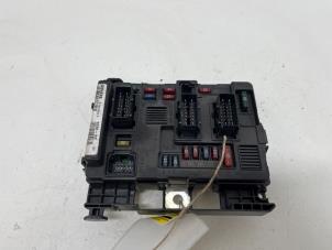 Gebruikte Zekeringkast Peugeot 206 (2A/C/H/J/S) 1.4 HDi Prijs € 20,00 Margeregeling aangeboden door F. van den Mosselaar autodemontage