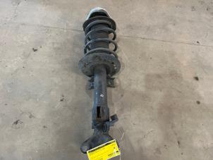 Gebruikte Mac Phersonpoot rechts-voor Mercedes E (W212) E-250 CGI 16V BlueEfficiency Prijs € 50,00 Margeregeling aangeboden door F. van den Mosselaar autodemontage