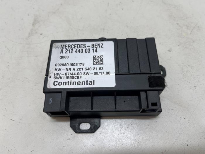Gebruikte Brandstofpomp module Mercedes E (W212) E-250 CGI 16V BlueEfficiency Prijs € 15,00 Margeregeling aangeboden door F. van den Mosselaar autodemontage