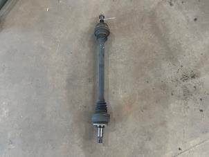 Gebruikte Steekas links-achter Mercedes E (W212) E-250 CGI 16V BlueEfficiency Prijs € 35,00 Margeregeling aangeboden door F. van den Mosselaar autodemontage