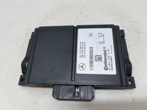 Gebruikte Module PDC Mercedes E (W212) E-250 CGI 16V BlueEfficiency Prijs € 50,00 Margeregeling aangeboden door F. van den Mosselaar autodemontage