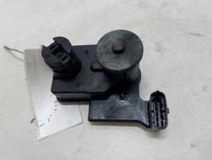 Gebruikte Wervelklep motor Hyundai Santa Fe II (CM) 2.2 CRDi 16V 4x2 Prijs € 20,00 Margeregeling aangeboden door F. van den Mosselaar autodemontage