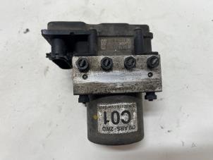 Gebruikte ABS Pomp Hyundai Santa Fe II (CM) 2.2 CRDi 16V 4x2 Prijs € 75,00 Margeregeling aangeboden door F. van den Mosselaar autodemontage