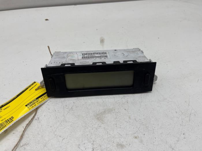Gebruikte Display Interieur Peugeot 807 2.2 HDiF 16V Prijs € 10,00 Margeregeling aangeboden door F. van den Mosselaar autodemontage