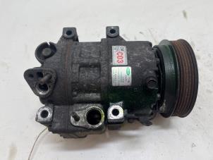 Gebruikte Aircopomp Hyundai Santa Fe II (CM) 2.2 CRDi 16V 4x2 Prijs € 100,00 Margeregeling aangeboden door F. van den Mosselaar autodemontage