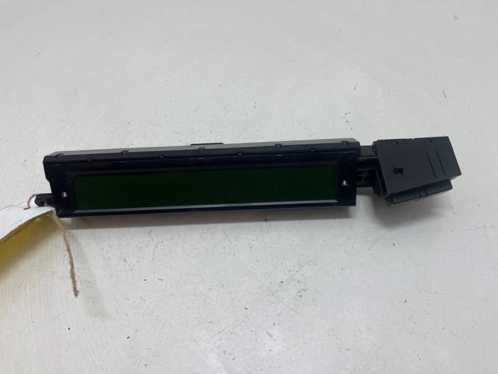 Gebruikte Display Interieur Mazda 5 (CR19) 1.8i 16V Prijs € 15,00 Margeregeling aangeboden door F. van den Mosselaar autodemontage