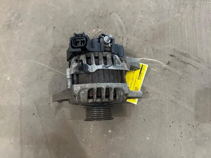 Gebruikte Dynamo Hyundai i30 (FD) 1.6 CVVT 16V Prijs € 35,00 Margeregeling aangeboden door F. van den Mosselaar autodemontage