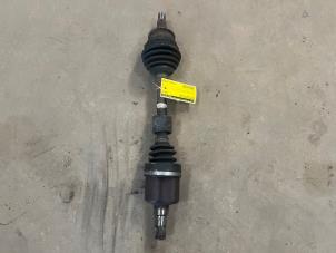 Gebruikte Homokineetas links-voor Mini Clubman (R55) 1.6 16V Cooper S Prijs € 45,00 Margeregeling aangeboden door F. van den Mosselaar autodemontage