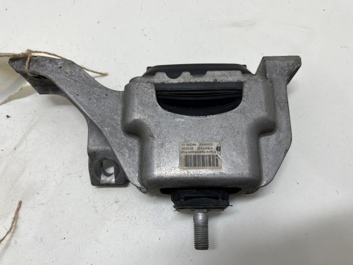 Gebruikte Motorrubber Mini Clubman (R55) 1.6 16V Cooper S Prijs € 15,00 Margeregeling aangeboden door F. van den Mosselaar autodemontage