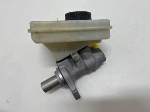 Gebruikte Hoofdremcilinder Mini Clubman (R55) 1.6 16V Cooper S Prijs € 15,00 Margeregeling aangeboden door F. van den Mosselaar autodemontage