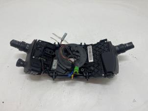 Gebruikte Licht + Raw Schakelaar Renault Scénic II (JM) 1.6 16V Prijs € 45,00 Margeregeling aangeboden door F. van den Mosselaar autodemontage