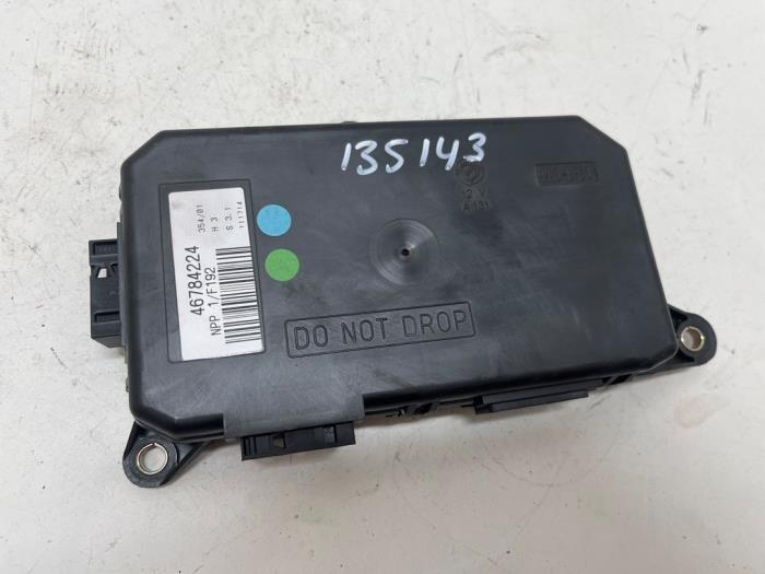 Gebruikte Sam module Fiat Stilo (192A/B) 1.8 16V Prijs € 10,00 Margeregeling aangeboden door F. van den Mosselaar autodemontage