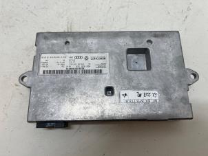Gebruikte Multi Media Regelunit Audi A4 Avant (B8) 1.8 TFSI 16V Prijs € 25,00 Margeregeling aangeboden door F. van den Mosselaar autodemontage