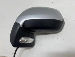 Gebruikte Spiegel Buiten links Peugeot 5008 I (0A/0E) 1.6 VTI 16V Prijs € 50,00 Margeregeling aangeboden door F. van den Mosselaar autodemontage
