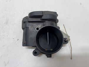 Gebruikte Gasklephuis Peugeot 5008 I (0A/0E) 1.6 VTI 16V Prijs € 22,50 Margeregeling aangeboden door F. van den Mosselaar autodemontage