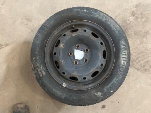 Gebruikte Reservewiel Skoda Fabia II (5J) 1.4i 16V Prijs € 40,00 Margeregeling aangeboden door F. van den Mosselaar autodemontage