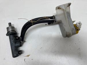 Gebruikte Hoofdremcilinder Fiat Coupé 2.0 20V Turbo Prijs € 25,00 Margeregeling aangeboden door F. van den Mosselaar autodemontage