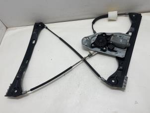 Gebruikte Ruitmechaniek 2Deurs rechts-voor Mercedes C Sportcoupé (C203) 2.0 C-200K 16V Prijs € 27,50 Margeregeling aangeboden door F. van den Mosselaar autodemontage