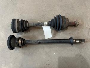Gebruikte Cardanas rechts-voor (VWA) Alfa Romeo GTV (916) 2.0 16V Twin Spark Prijs € 50,00 Margeregeling aangeboden door F. van den Mosselaar autodemontage