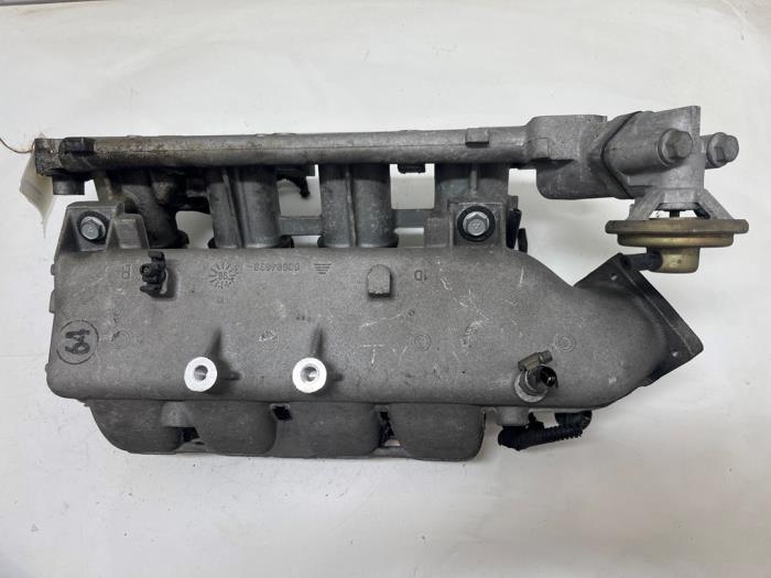 Gebruikte Spruitstuk Inlaat Alfa Romeo GTV (916) 2.0 16V Twin Spark Prijs € 75,00 Margeregeling aangeboden door F. van den Mosselaar autodemontage