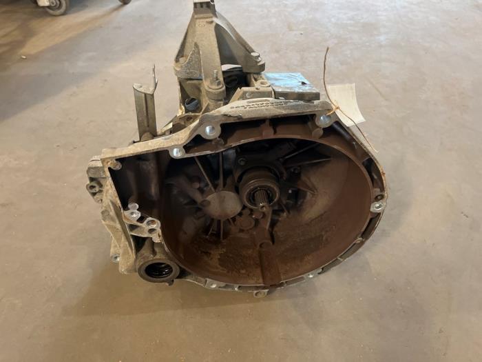 Gebruikte Versnellingsbak Ford Focus 3 1.0 Ti-VCT EcoBoost 12V 100 Prijs € 400,00 Margeregeling aangeboden door F. van den Mosselaar autodemontage